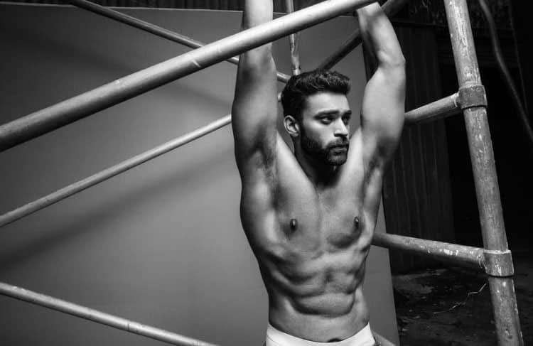 Varun Tej shocks with his six-pack abs