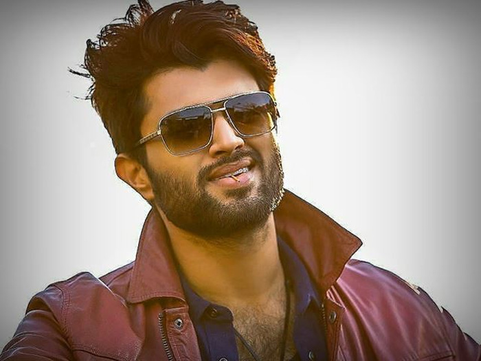 Vijay Devarakonda Geetha Govindam Interview Photos