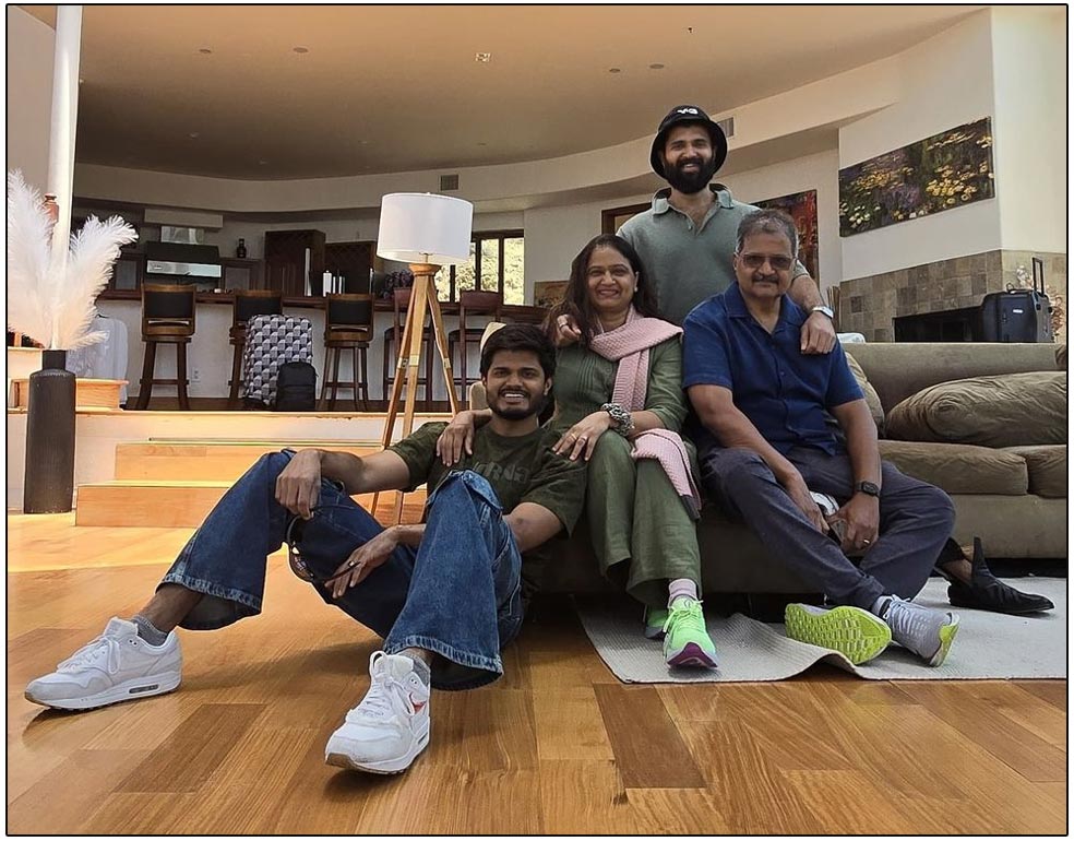 Vijay Deverakonda shared cute photos of the family on their vacation