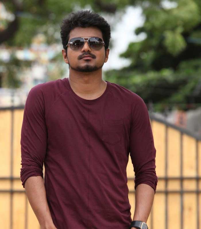 Vijay's Huge Charity to Chennai Victims