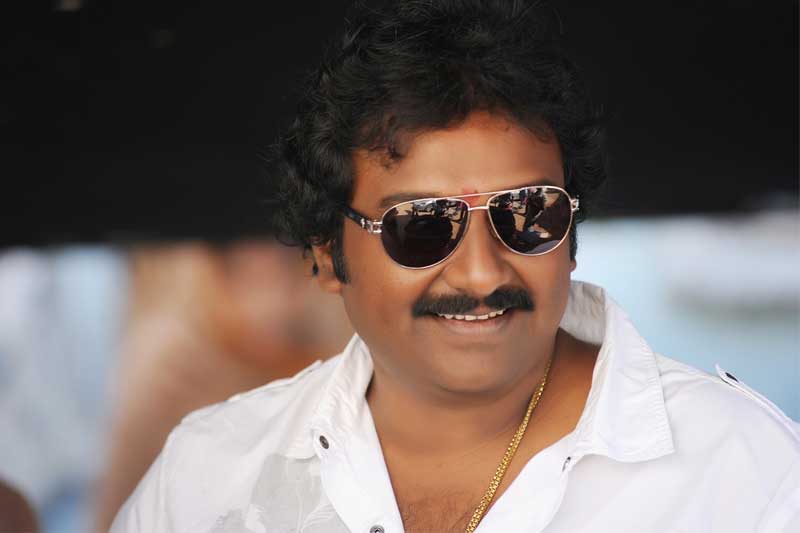 VV Vinayak's Nice Gesture to Akhil's Distributors!