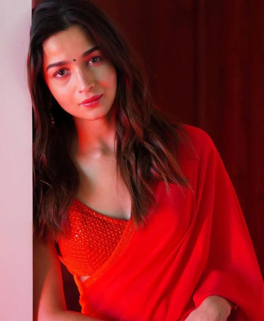 Why Alia Bhatt is undergoing therapy?