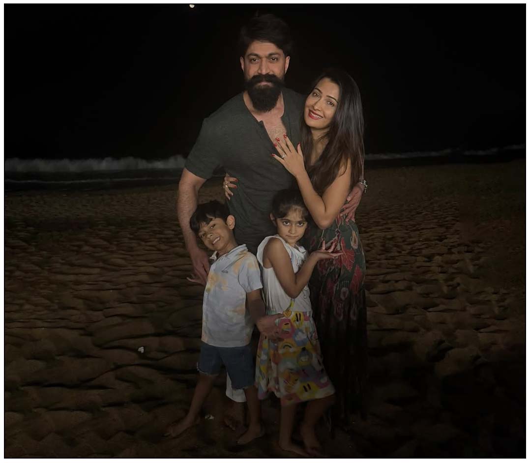  Yash Celebrates his Birthday with Family in Goa