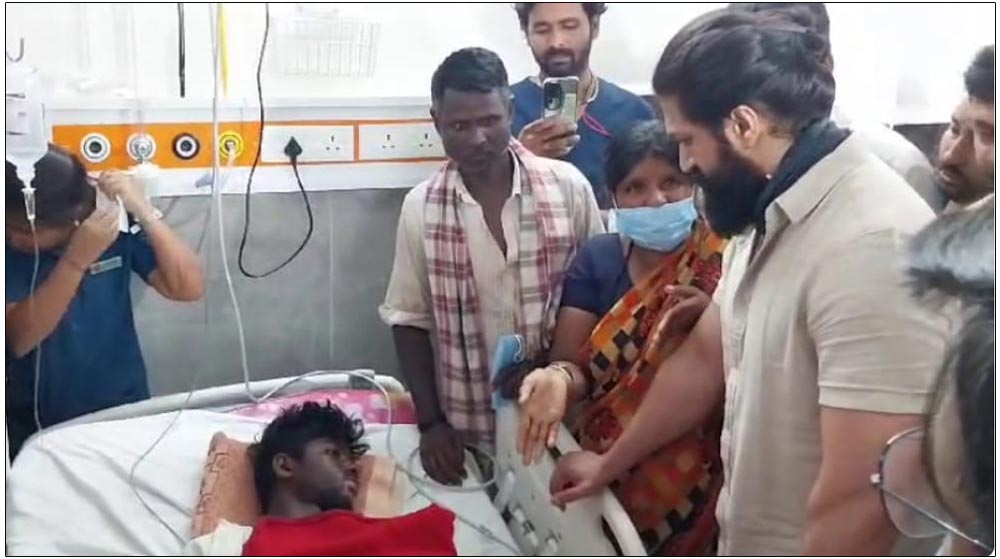 Yash Meets Families Of Fans Electrocuted While Erecting His Cutout