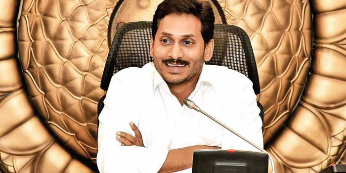 YS Jagan Draws Ire of Employees