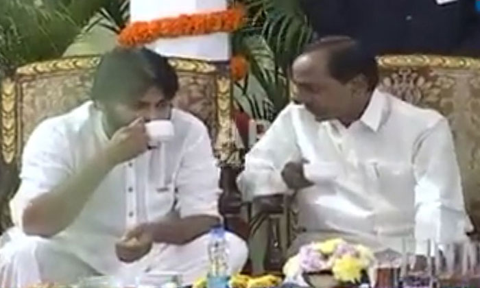 YS Jagan Frustration on KCR and Pawan Kalyan's Meet