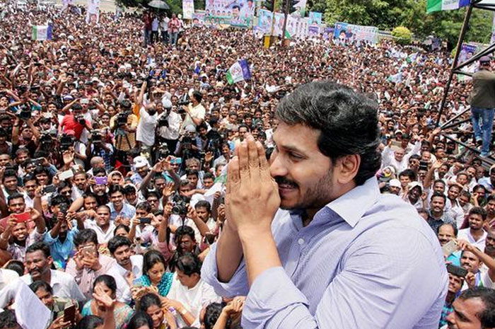 YS Jagan Mohan Reddy Has Edge in AP?