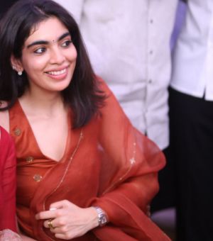 Ravi Teja’s Daughter Mokshadha Captures Public Attention