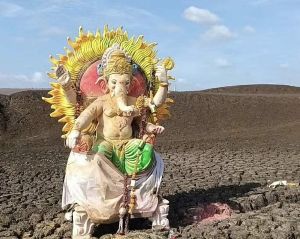 Anantapur: Water Shortage Leaves Ganesha Idols in Dry Tanks, Riverbeds