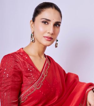 Vaani Kapoor Celebrates Navratri