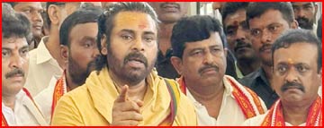 Dy CM Pawan visits Durga Temple