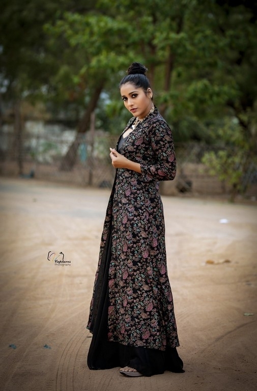 Rashmi Gautam Photos - 6 / 6 photos