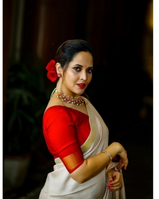 Anasuya Bharadwaj Photos - 3 of 5