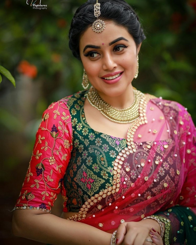 Poorna Photos - 4 / 10 photos