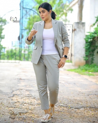 Poorna Stills - 3 of 10