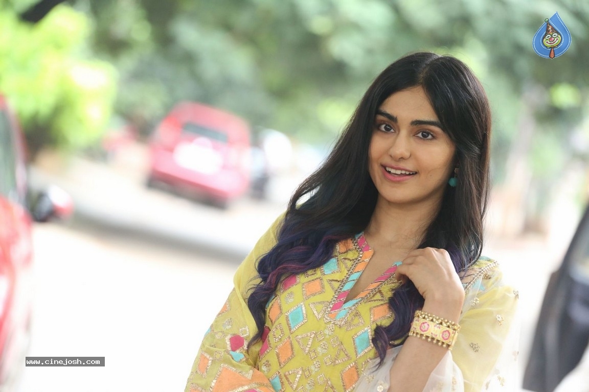 Adah Sharma Photos - 8 / 21 photos