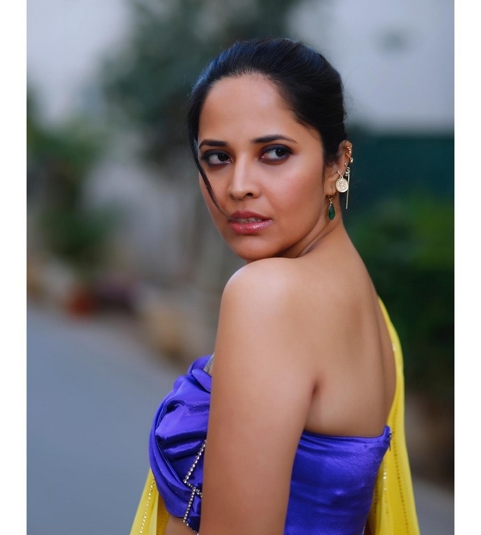 Anasuya Bharadwaj Photos - 5 / 6 photos