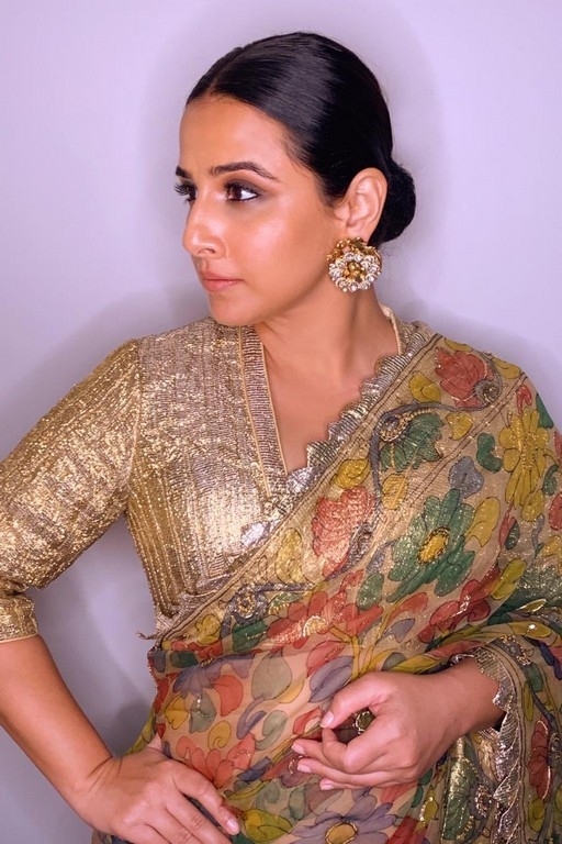 Vidya Balan New Photos - 1 / 3 photos