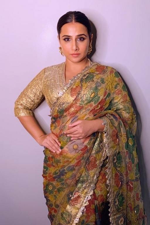 Vidya Balan New Photos - 2 / 3 photos