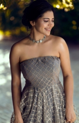 Athulya Ravi Photos - 1 of 4