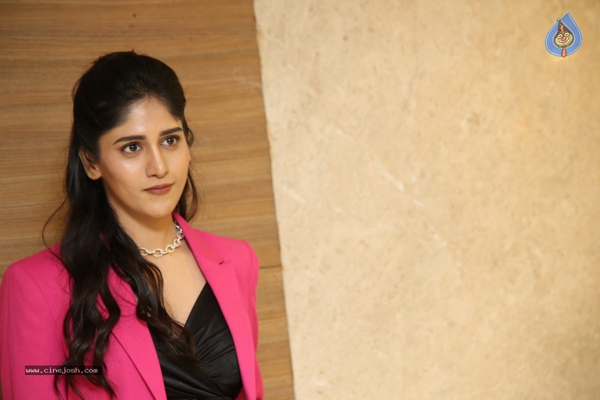 Chandini Chowdary Pics - 9 / 18 photos