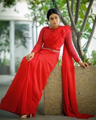 Poorna Photos - 1 of 15