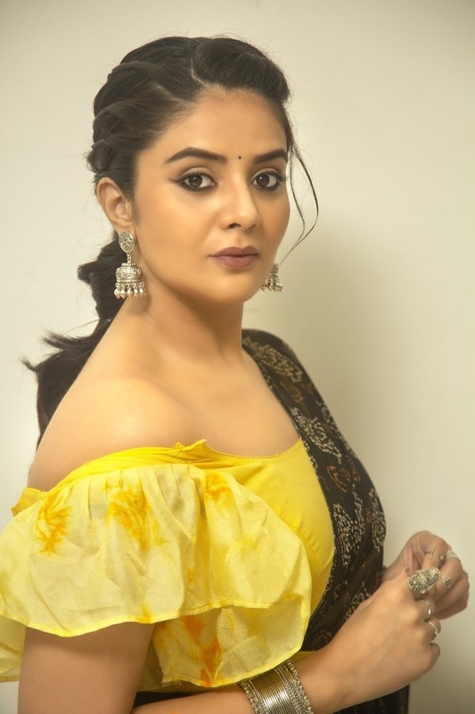 Sreemukhi Photos - 1 / 7 photos