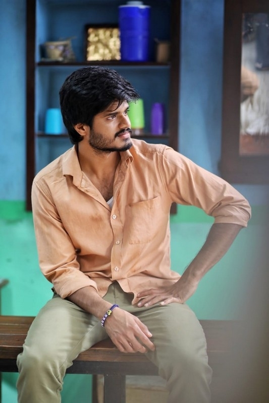 Anand Deverakonda Photos - 1 / 12 photos