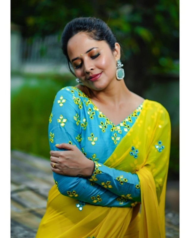 Anasuya Bharadwaj Photos - 8 / 12 photos