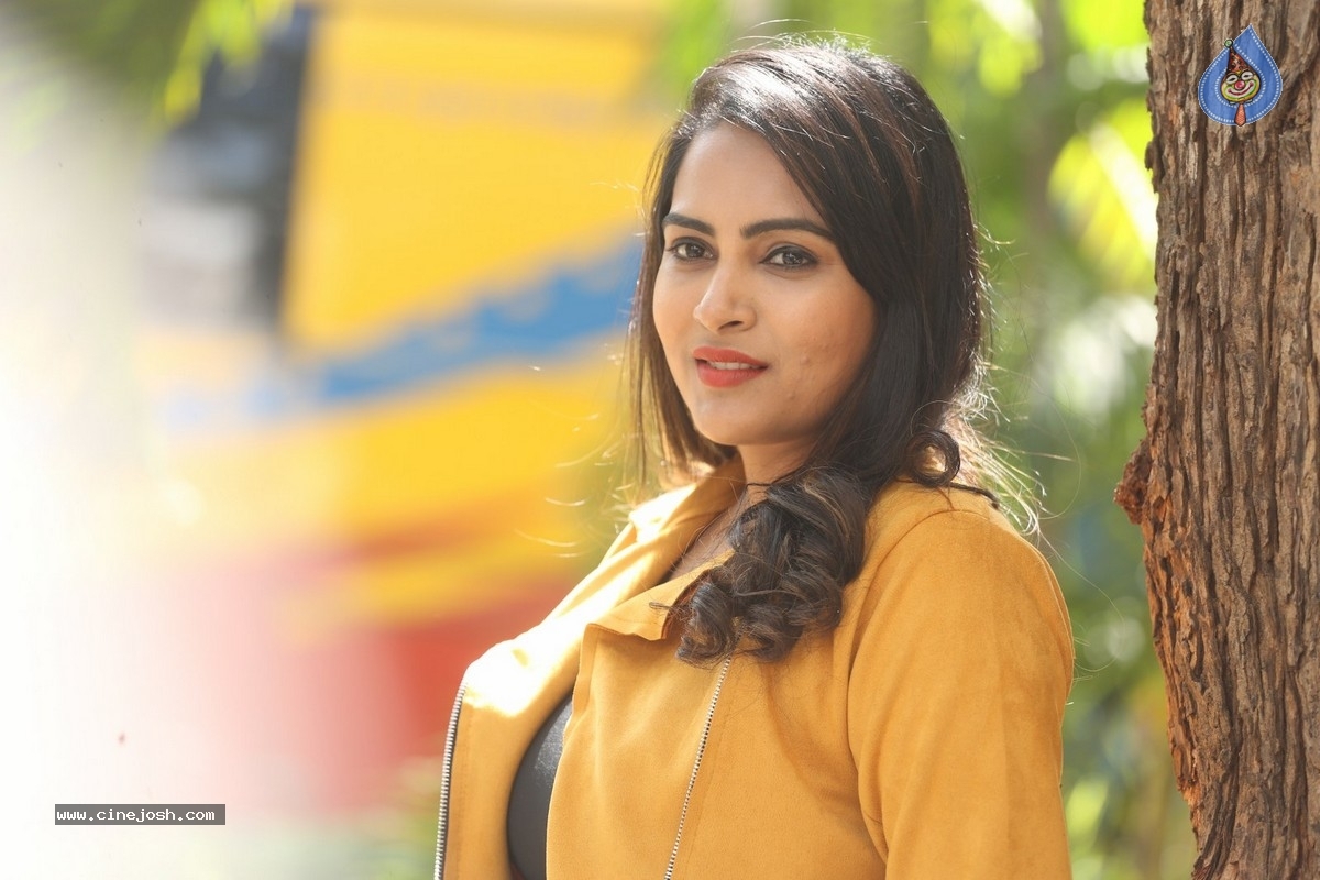 Himaja New Photos - 16 / 18 photos