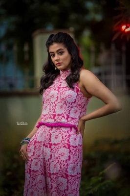 Priyamani Photos - 3 of 5