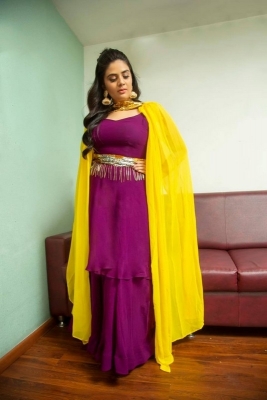 Sreemukhi Photos - 3 of 9