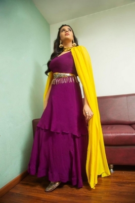 Sreemukhi Photos - 4 of 9