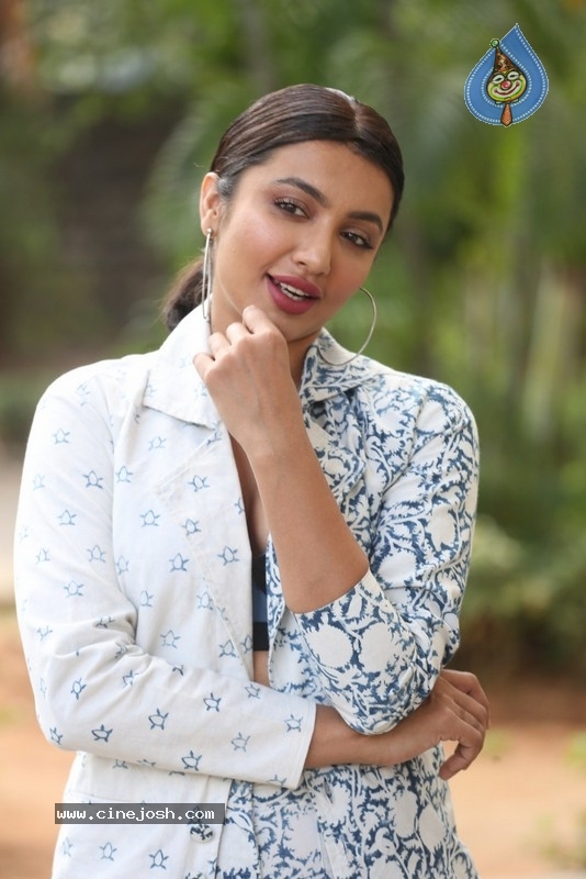 Tejaswi Madivada Photos - 9 / 17 photos