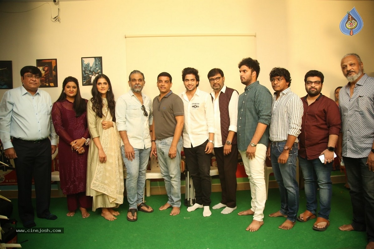 Sehari Movie Opening - 19 / 21 photos