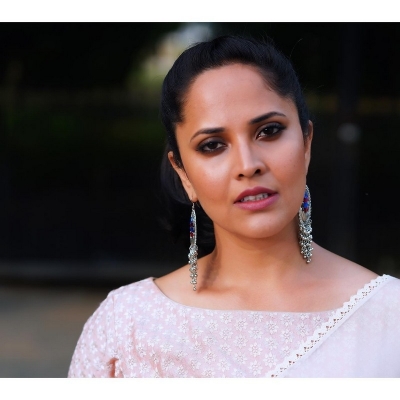 Anasuya Bharadwaj Photos - 6 of 13