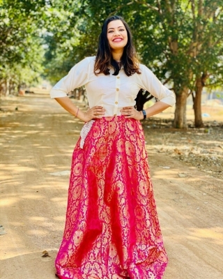 Geetha Madhuri Pics - 2 of 6