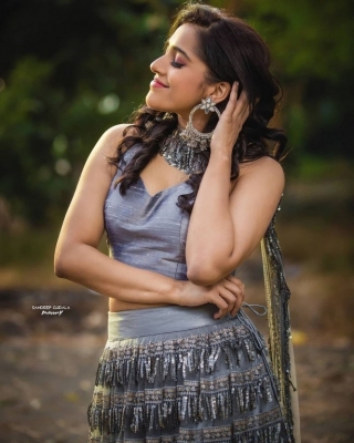 Rashmi Gautam Photos - 1 of 3