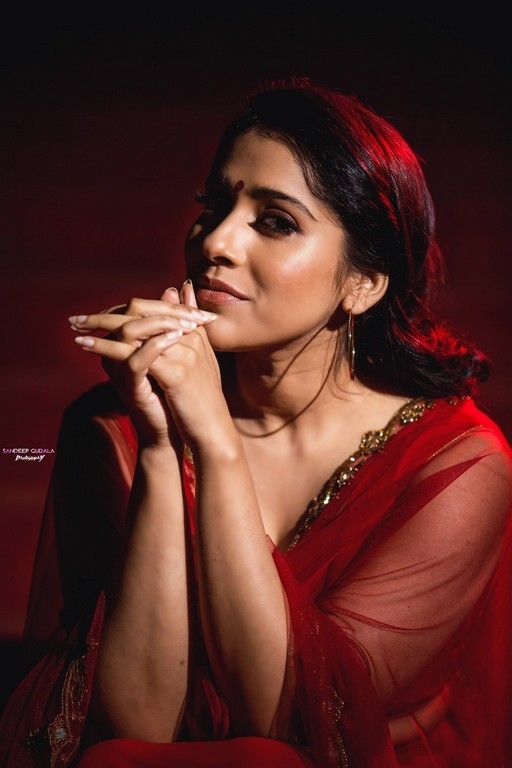 Rashmi Gautam Photos - 10 / 10 photos