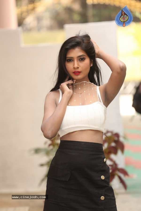 Sanjana Chowdary - 9 / 38 photos