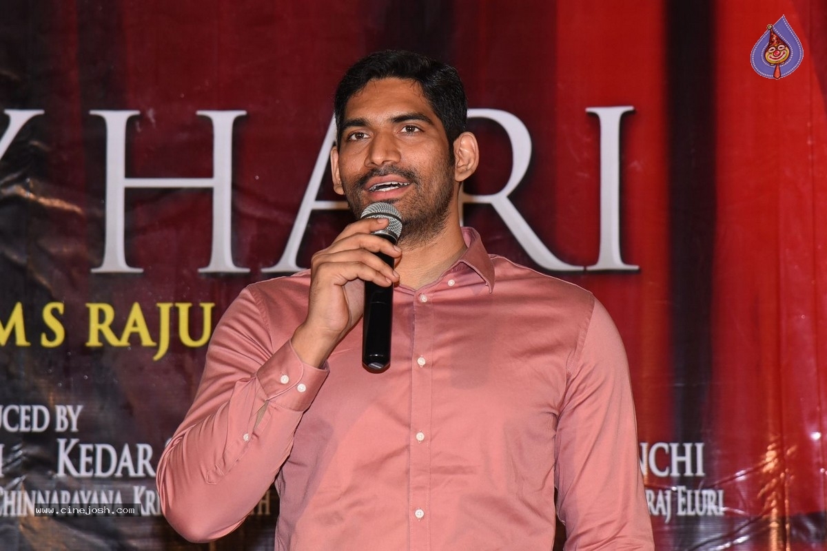 Dirty Hari Trailer Launch - 4 / 18 photos