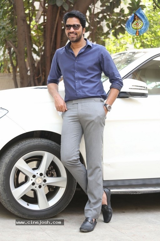 Allari Naresh Photos - 11 / 15 photos