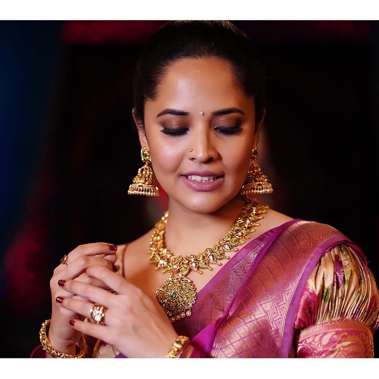 Anasuya Festive Pics - 6 / 13 photos