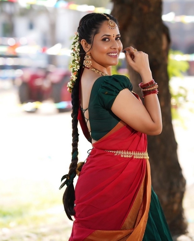 Anasuya Photos - 1 / 6 photos