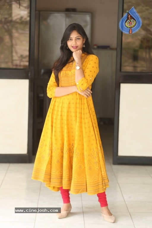 Anu Varna Photos - 2 / 15 photos