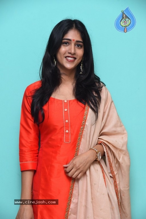 Chandini Chowdary Photos - 8 / 18 photos