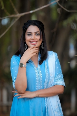 Nandita Swetha pics - 3 of 4