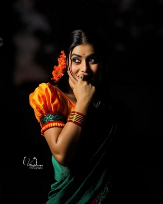 Poorna Photos - 7 of 9