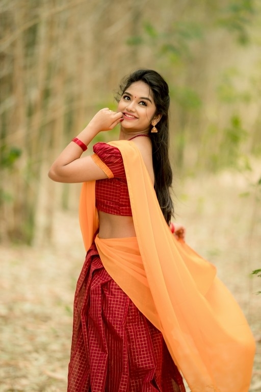 Preethi Sharma - 4 / 12 photos