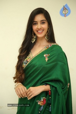 Simrat Kaur Stills - 7 of 11